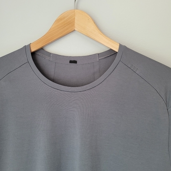 LULULEMON MenShirtsFast And Free Short Sleeve Shirt - Picture 4 of 10